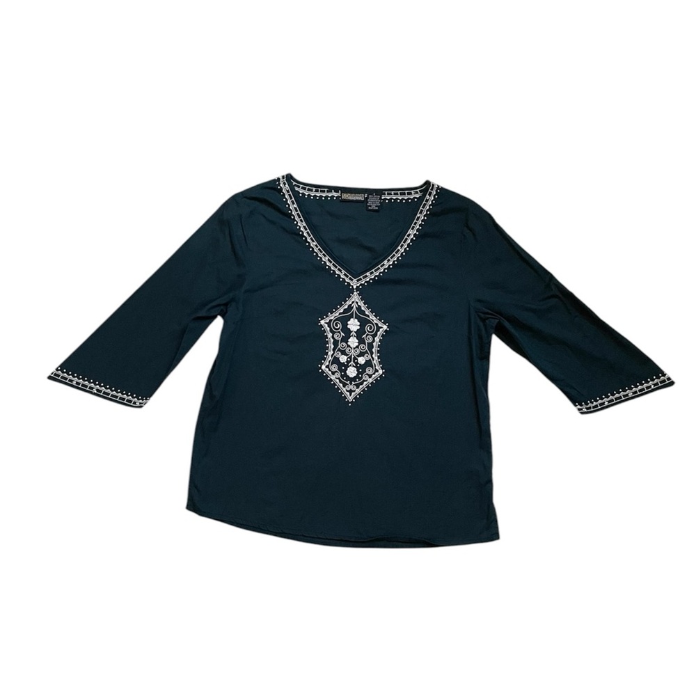 Womens sun river essentials Vneck embroidered cotton top - Picture 13 of 17